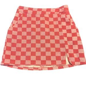 Le Lis Collection Checkerboard Mini Skirt with Pockets and Side Slit Pink Size S